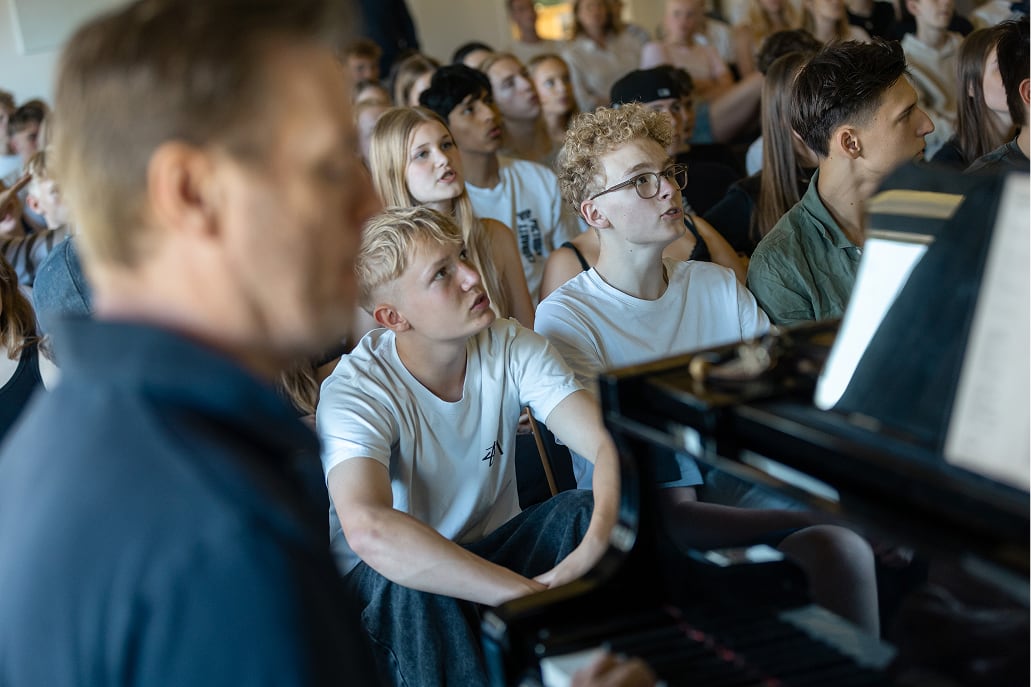 Fællessamling på efterskole